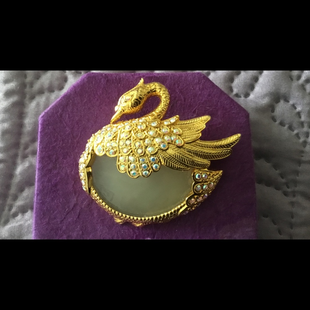 Vintage Edgar Berebi Swan Brooch